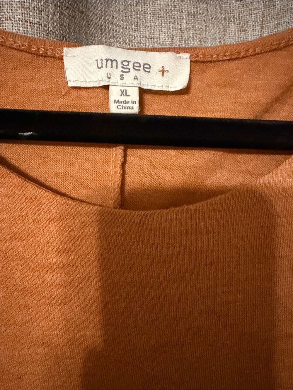 Umgee - Relaxed Layered Hem Women's Top in Rust XL - Picture 2 of 3